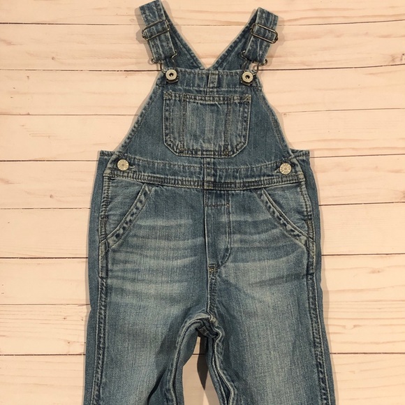 Lot Bébé Fille : Jupe BABY GAP 12-18 Mois + Shorts PIPER BABY 18 Mois Bleu